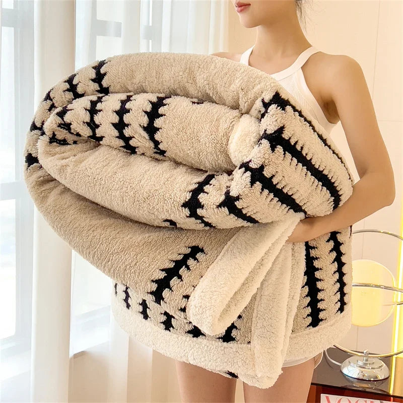 Extra dicke, gemütliche Flanell-Samtdecke, superweich und wärmend, perfekt als Sofa- oder Bettdecke.