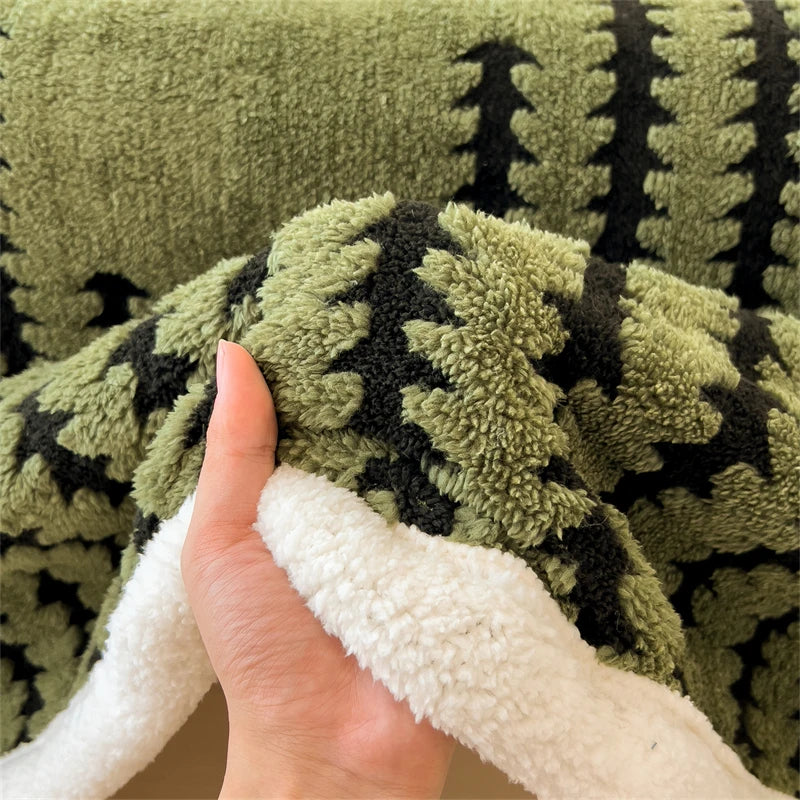 Extra dicke, superweiche Kuscheldecke aus Flanell-Samt für gemütliche Momente, auch als Reisedecke geeignet.