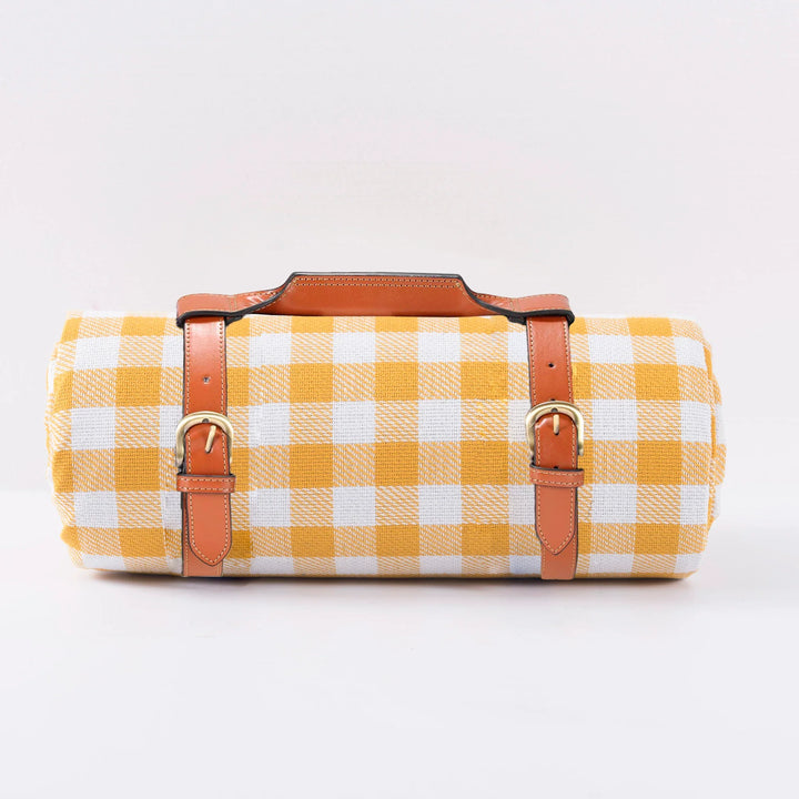 Hochwertige, faltbare Picknickdecke mit Gittermuster. Wasserdicht, sandabweisend und perfekt für Outdoor-Freizeit.
