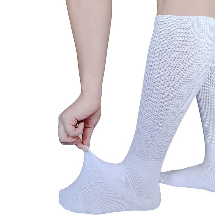 Komfortable Diabetiker- & Lymphödemsocken, extrabreit. Reduzieren Druck & fördern gesunde Durchblutung.