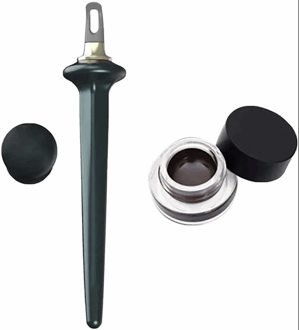 Kreiere mühelos präzise Winged Eyeliner Linien mit dieser praktischen Eyeliner Schablone; für perfekte Augen.