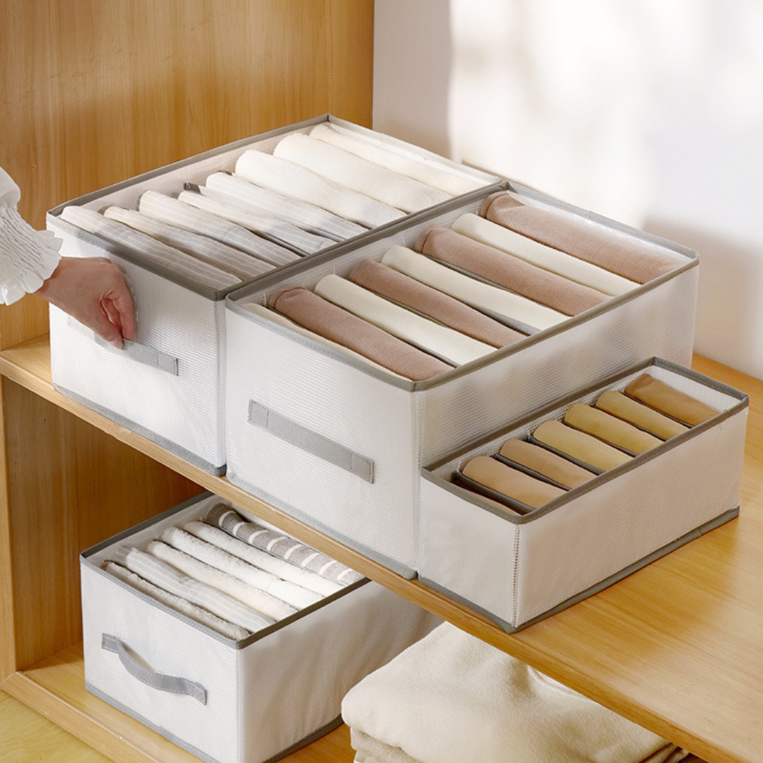 Schrank Organizer Faltbox mit Fächern für T-Shirts, Hosen & Unterwäsche – perfekt als Schubladen-Ordnungssystem.