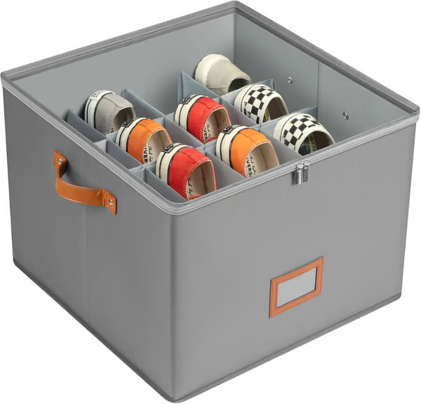 Faltbare Schuhbox mit Deckel für platzsparende Schuhaufbewahrung im Kleiderschrank.