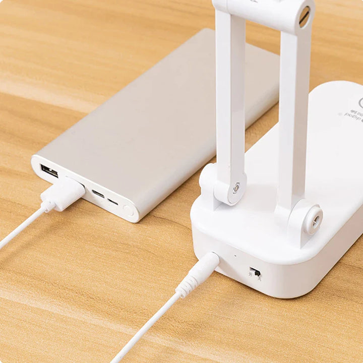 Energieeffiziente Solar LED Leselampe mit weichem, dimmbarem Licht, faltbar & tragbar für angenehme Innenbeleuchtung.