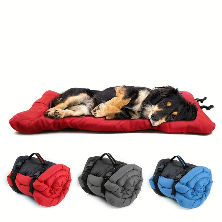 Faltbare, wasserdichte Hundematte für Outdoor, Reisen & Camping. Leichtes, strapazierfähiges Hundezubehör.