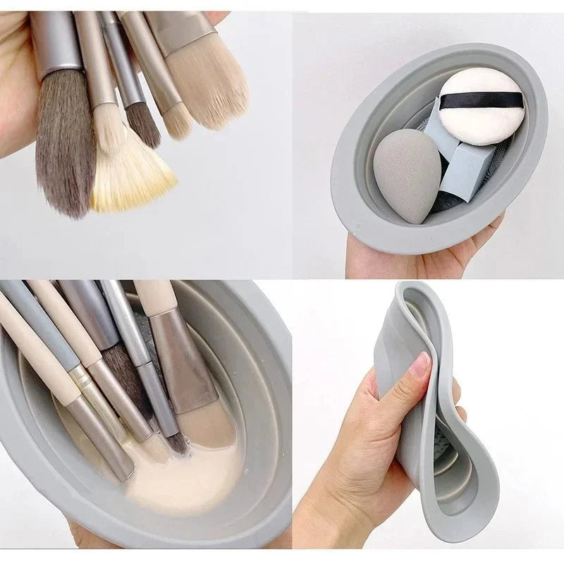 Reisefreundlicher faltbarer Silikon Make-up Pinselreiniger. Hält Kosmetik-Pinsel hygienisch sauber.