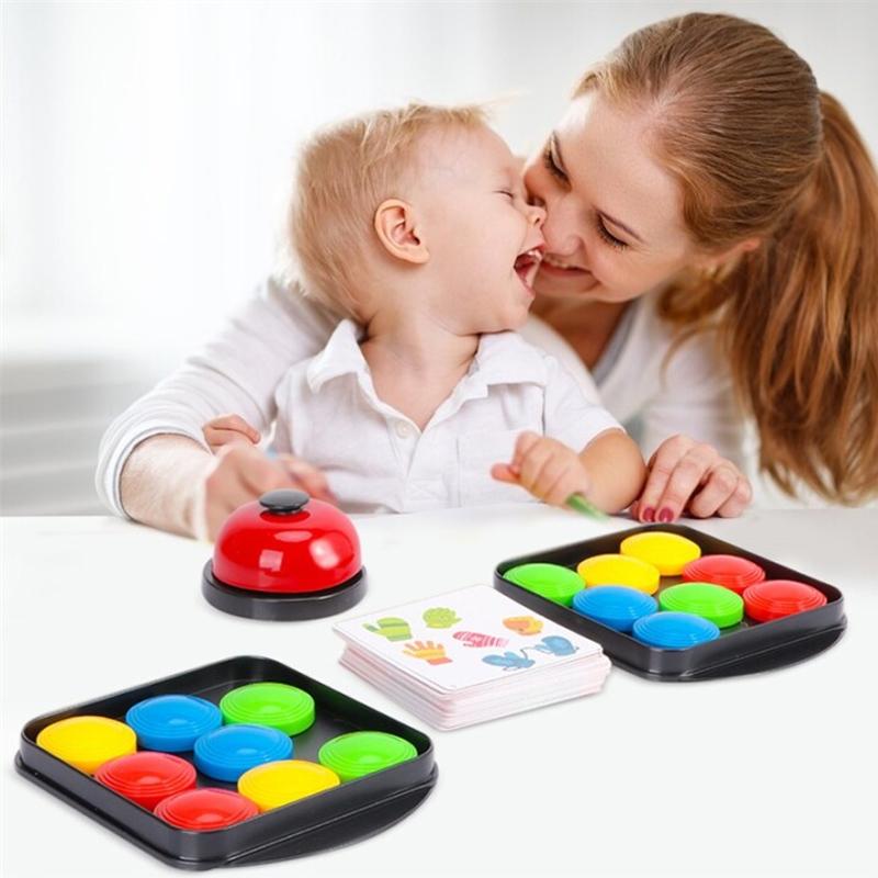 FarbeSuche Brettspiel für Kinder mit farbigen Spielfiguren und Spielbrett, fördert Logik und Spaß.