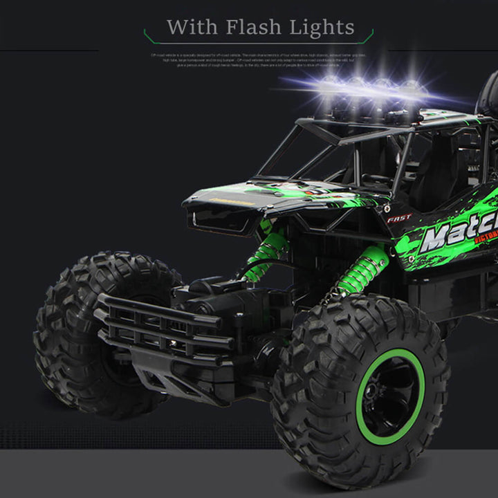 Ferngesteuerter Rock Crawler Monstertruck, ideal für schwieriges Gelände. Ein 4x4 RC Fahrzeug.