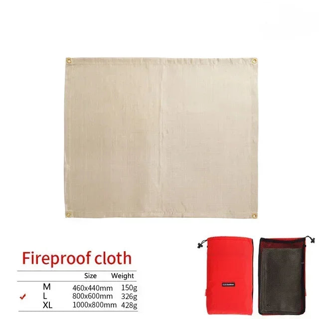 Kompakte Brandschutzmatte für Grill und Lagerfeuer. Glasfaser-Hitzeschutzmatte für sicheres Outdoor-Kochen beim Camping.