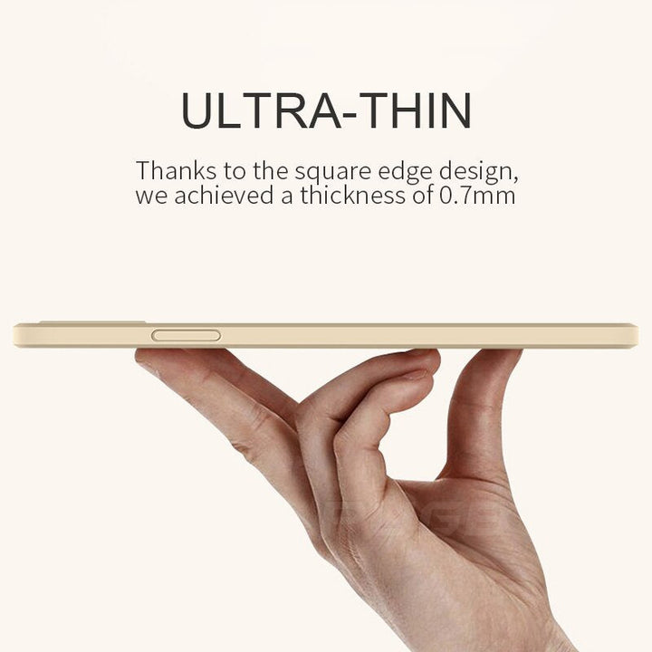 Premium Schutzhülle für iPhone 13 aus Flüssigsilikon. Robuste Silikonhülle bietet umfassenden iPhoneschutz.