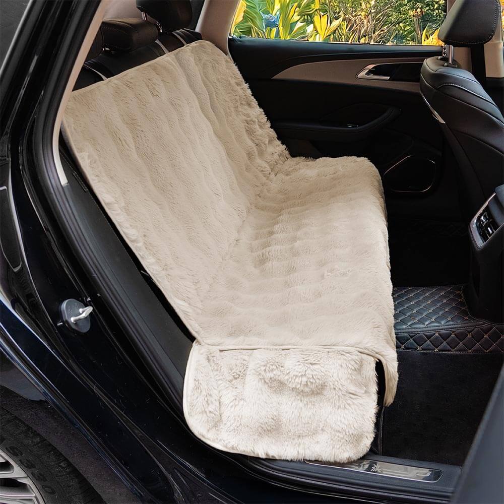 Premium Haustier Autositzschutz, flauschige Decke, rutschfest & waschbar, für entspannte Reisen.