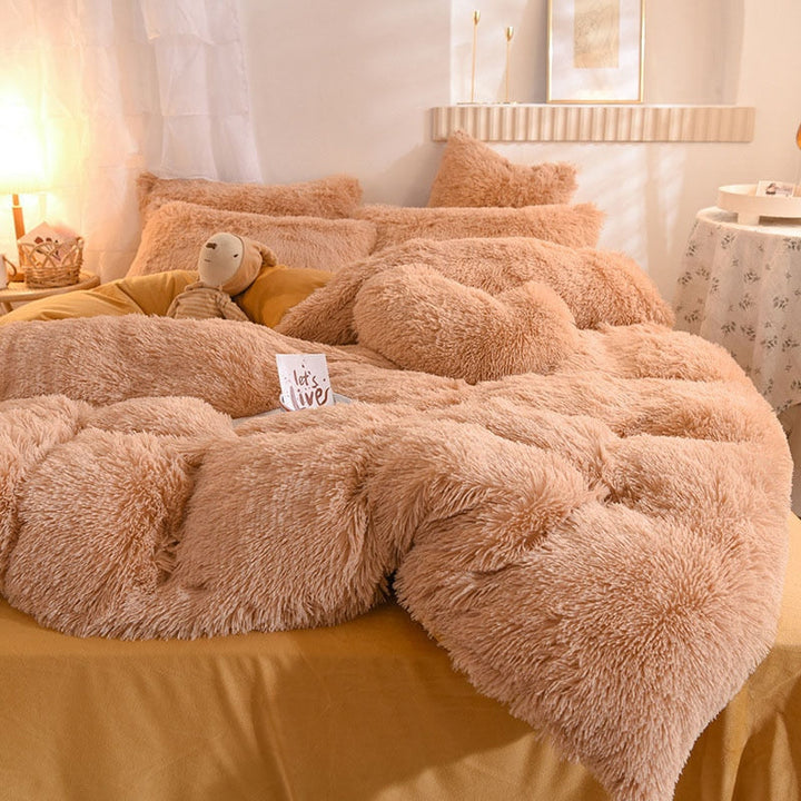 Flauschiges 5-teiliges Bettwäsche-Set für maximalen Schlafkomfort. Kuschelig weich & warm.