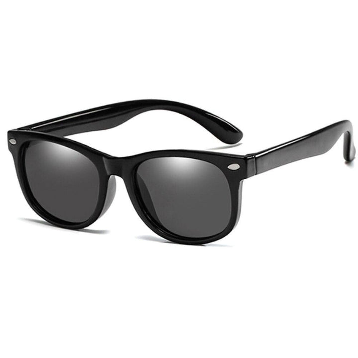 Leichte & flexible Kinder Sonnenbrille, robust gefertigt, umfassender UV-Schutz für draußen.