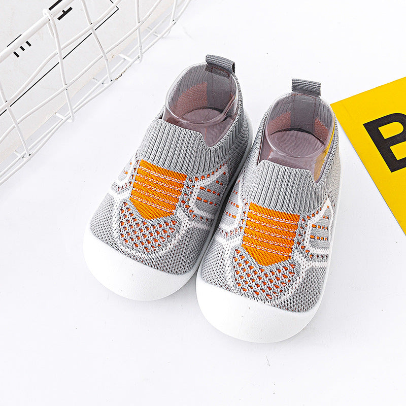 Stylische Babyschuhe mit flexibler, rutschfester Sohle für Mädchen & Jungen zum Laufenlernen.