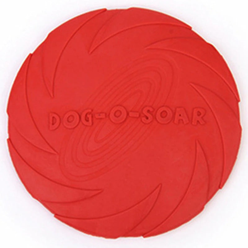 Nahaufnahme des biegsamen FlexiFling Hundefrisbees, ideal für sanftes Spielen & sicheres Apportiertraining mit Welpen.
