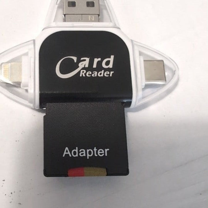 Einfacher FlexPort Datenübertrager für SD & TF Karten. Verbindet Kameraspeicher mit Smartphone/PC schnell.