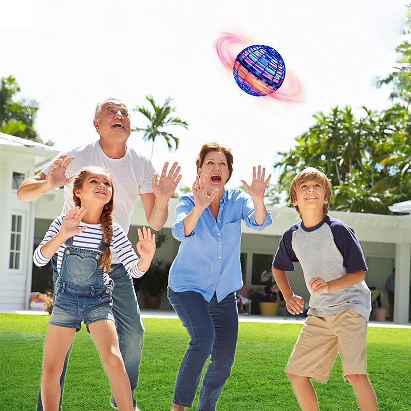 Blauer Hoverball mit leuchtenden LEDs, aufladbar per USB-Kabel. Innovatives und sicheres Flugspielzeug.