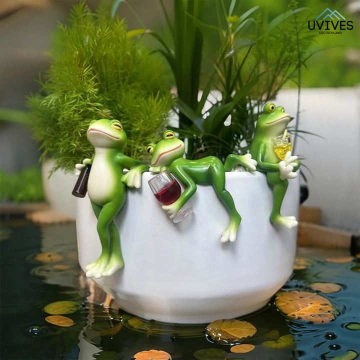 Freche Frosch Gartenfigur, handbemalt, wetterfest für Blumentopf & Garten.