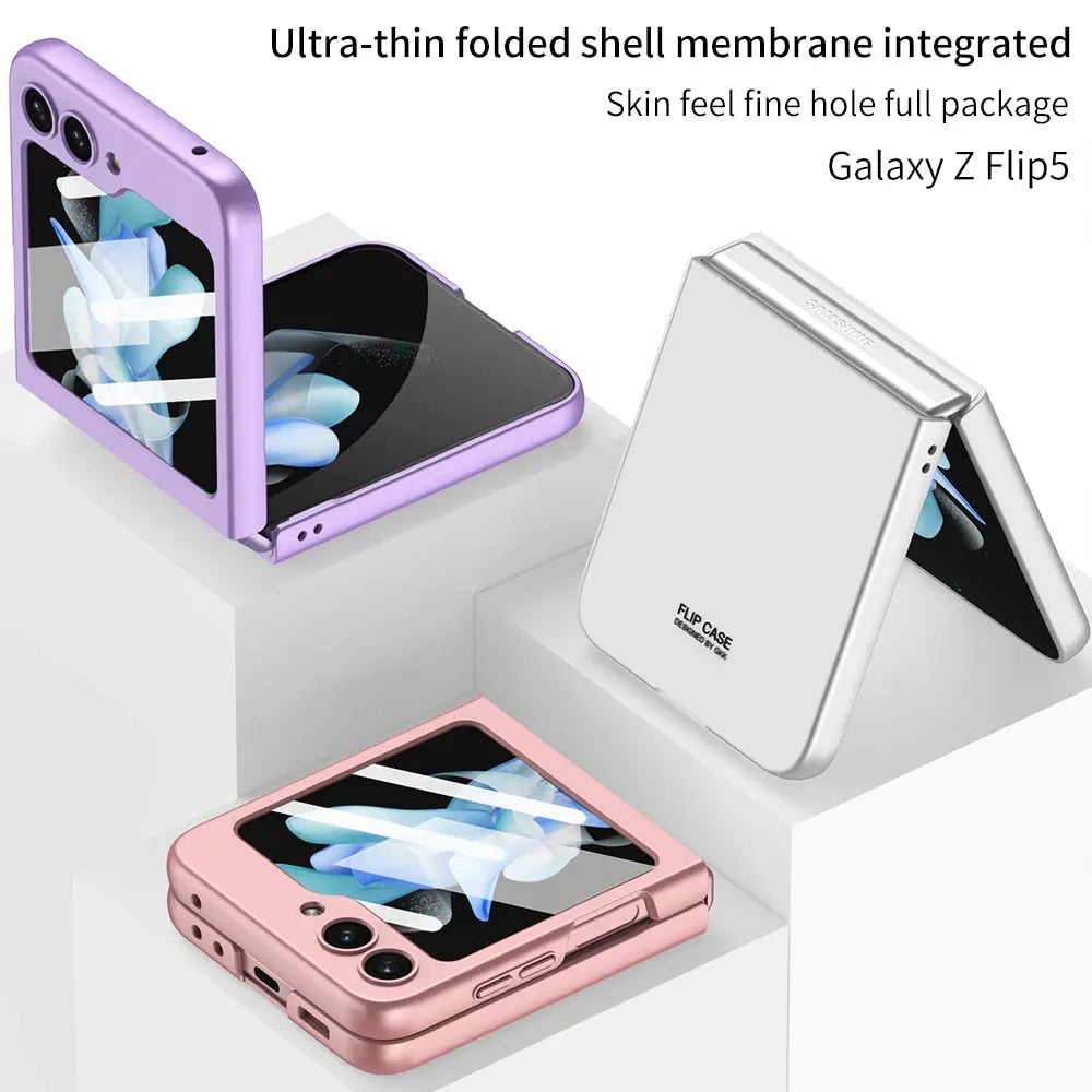 Ultradünne, matte Handyhülle für Galaxy Z Flip 5. Perfekter, leichter Schutz vor Kratzern.