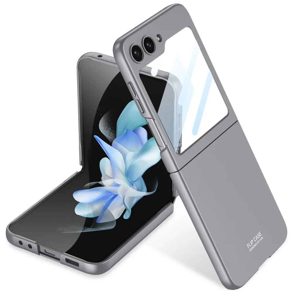 Robuste, matte Galaxy Z Flip 5 Handyhülle. Schützt Ihr Smartphone zuverlässig vor Kratzern.