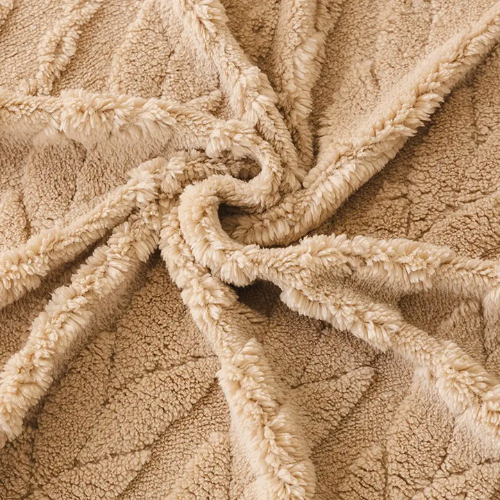 Deko Couchüberwurf aus Fleece in Grün, verleiht Ihrem Wohnzimmer eine gemütliche Note.