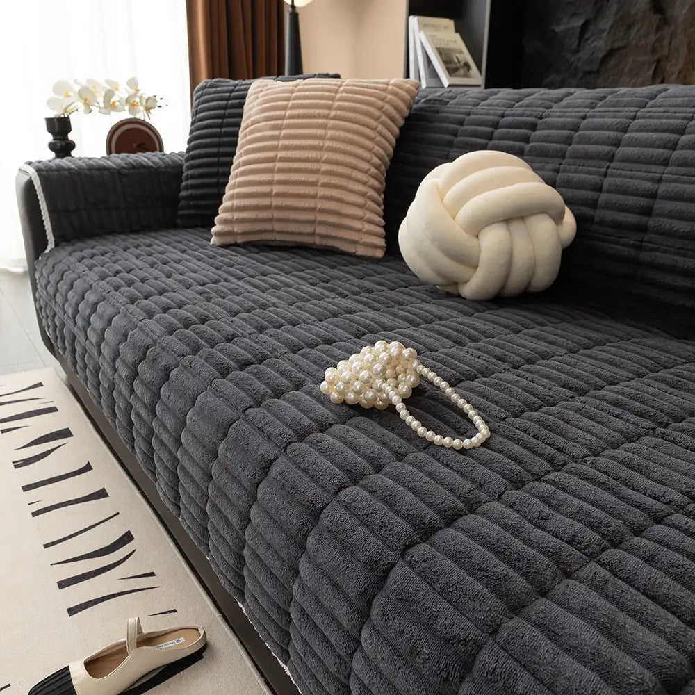 Moderner Sofaüberwurf, komfortabel, rutschfest, bietet stilvollen Schutz für Ihre Couch.