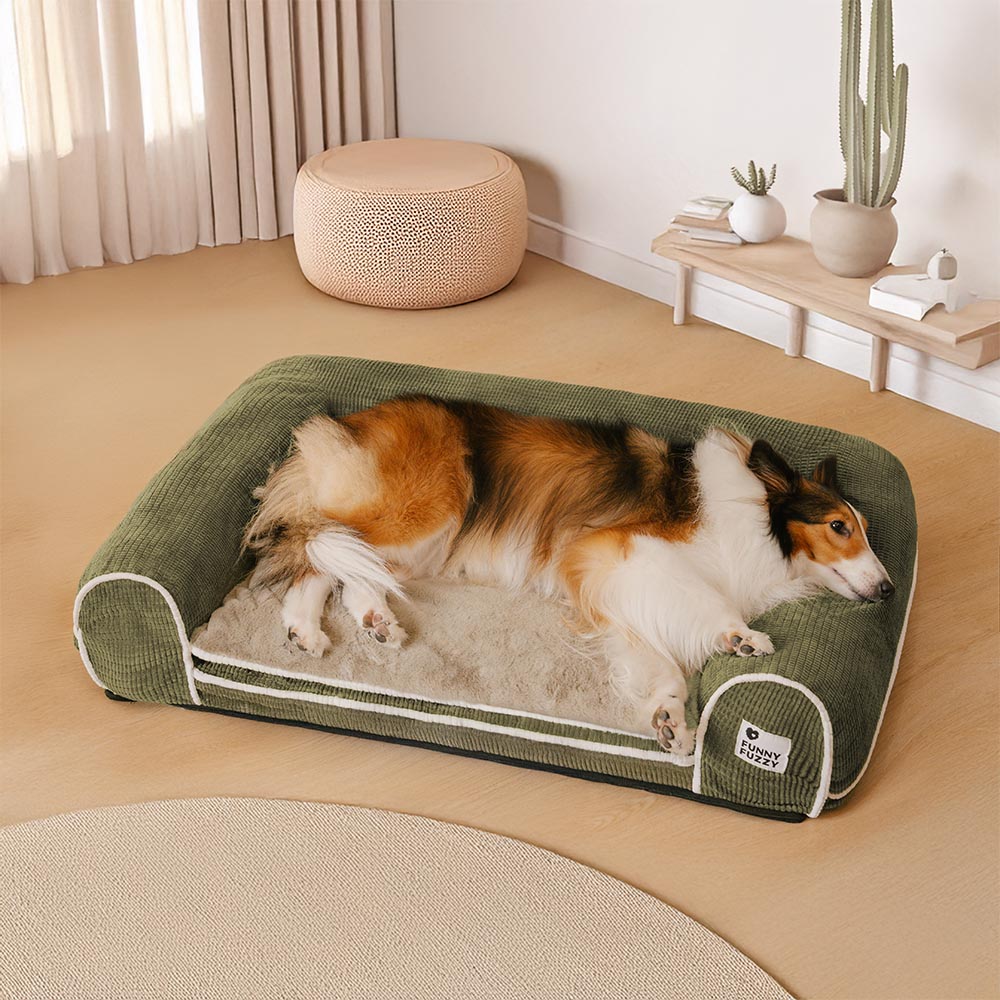 Großes orthopädisches Eckhundebett für maximale Entspannung, ideal für große Hunde.