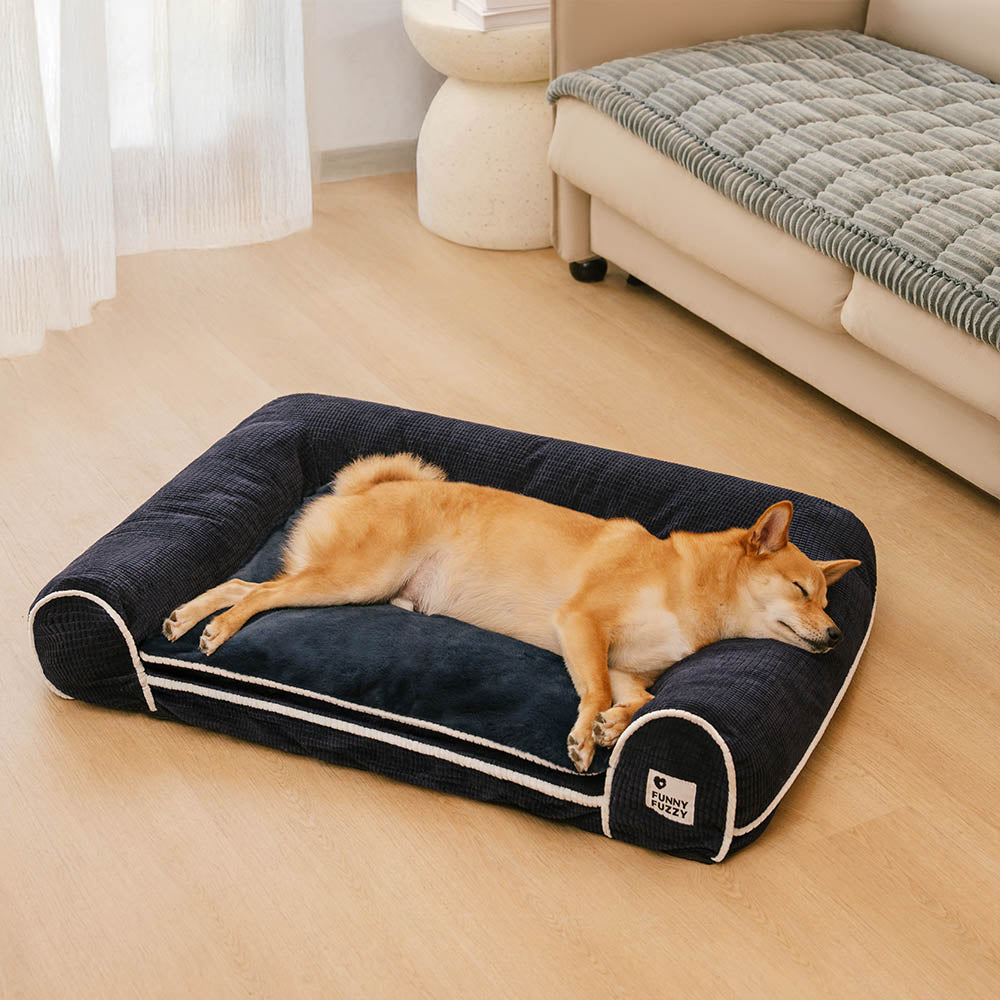 Luxuriöses Flanell Hundebett, doppel-schichtig, hohe Liegequalität für besten Schlaf.