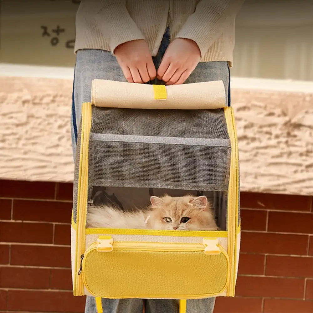 Strapazierfähiger Katzentransportrucksack aus hochwertigem Material mit stabilem transparentem Fenster für Langlebigkeit.