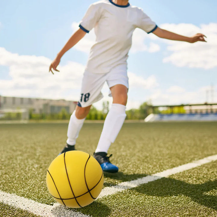 Kinder-Indoorbasketball, weich und leise, zum sicheren Üben der Wurftechnik.