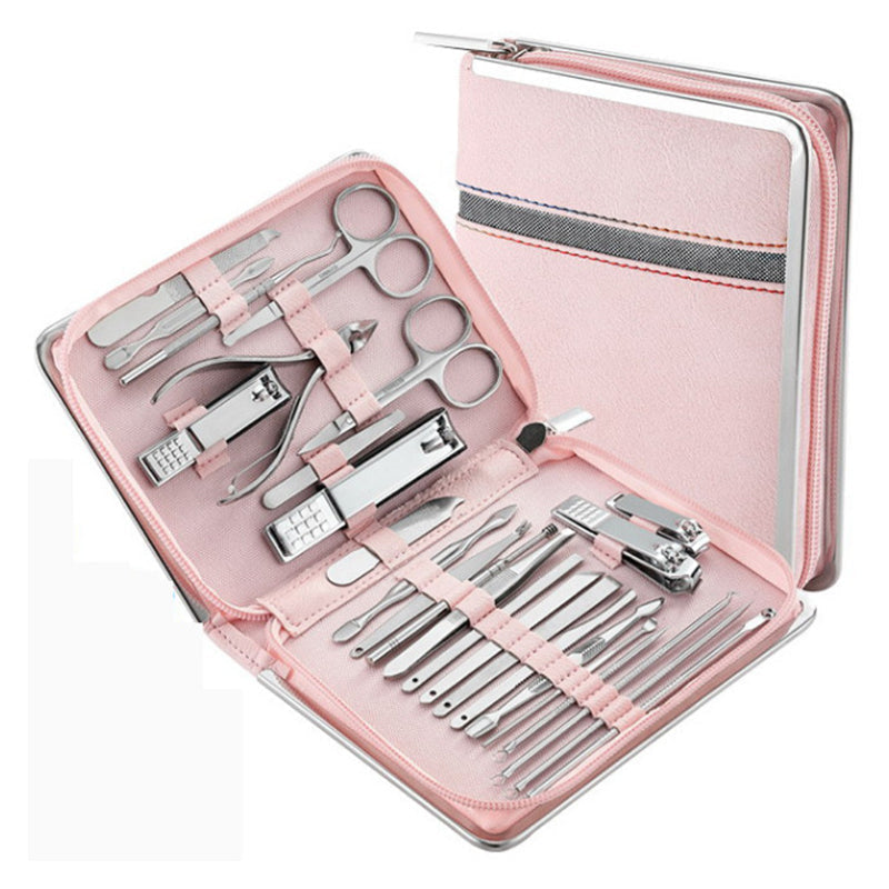 Umfassendes Edelstahl-Maniküre-Set für professionelle Nagelpflege und Schönheit.