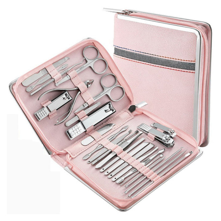 Umfassendes Edelstahl-Maniküre-Set für professionelle Nagelpflege und Schönheit.
