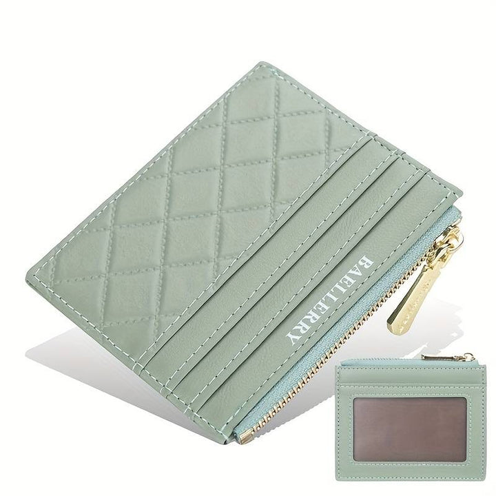 Gesteppter Mini-Kartenhalter, kompakt, stilvolles Unisex-Accessoire zur Kartenorganisation.