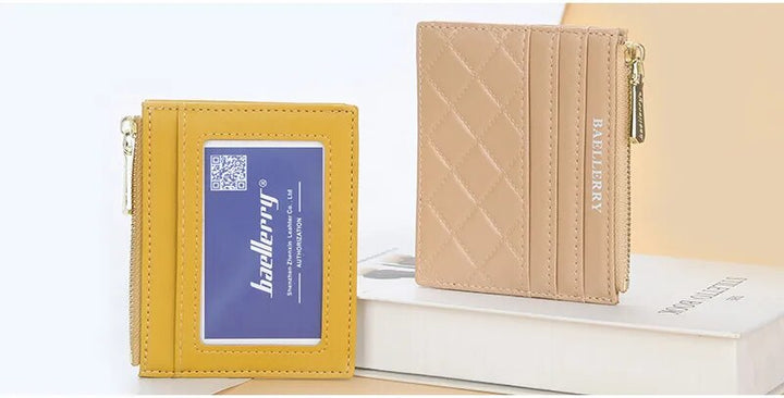Stylischer gesteppter Kartenhalter, unisex, bietet Platz für Karten und Geldscheine.