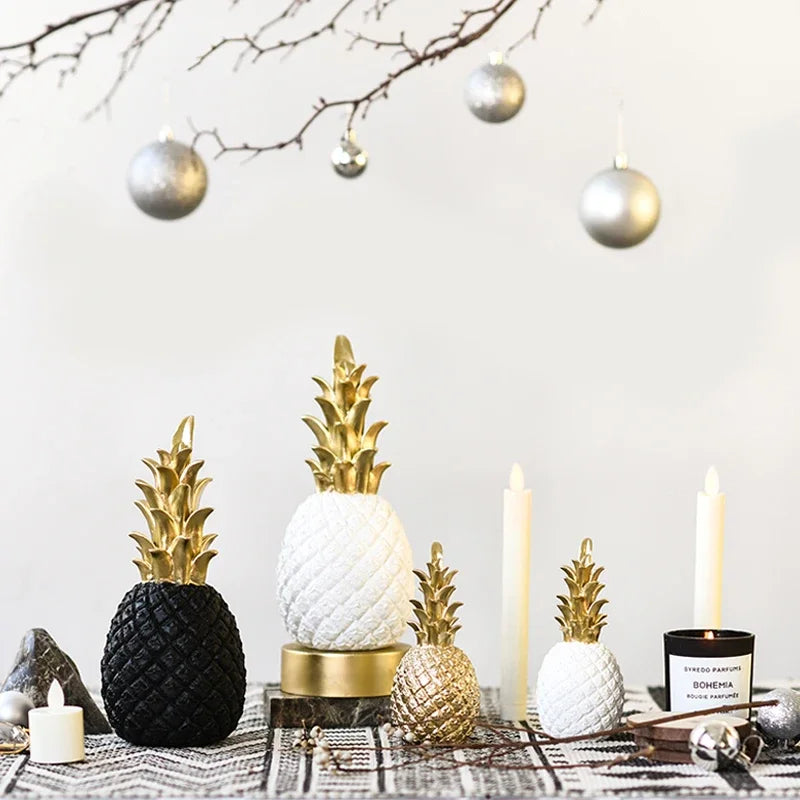 Edle schwarze Ananas Skulptur aus Harz, luxuriöses Wohnaccessoire und moderne Dekoration.