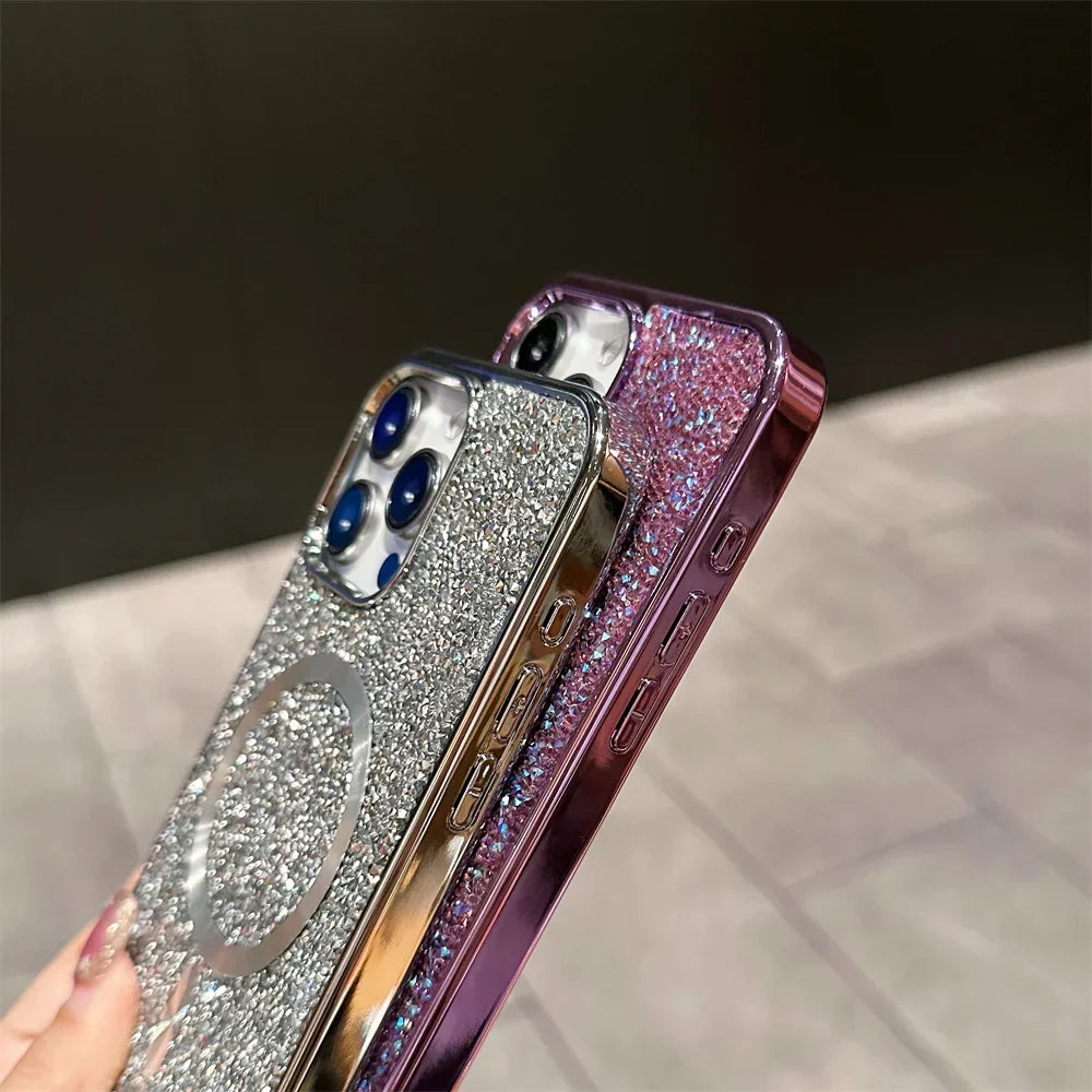 Stilvolle Glitzer Schutzhülle für diverse iPhone Modelle, magnetisch und mit Kantenschutz.