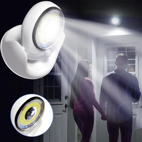 GlowGuard LED-Lampe mit Bewegungssensor, kabellos & wetterfest, ideal für Außenbeleuchtung.