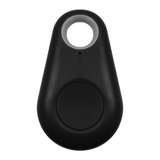 Kompakter GPS-Tracker für Hunde und Katzen, leicht am Halsband zu befestigen, robustes Design für Sicherheit.