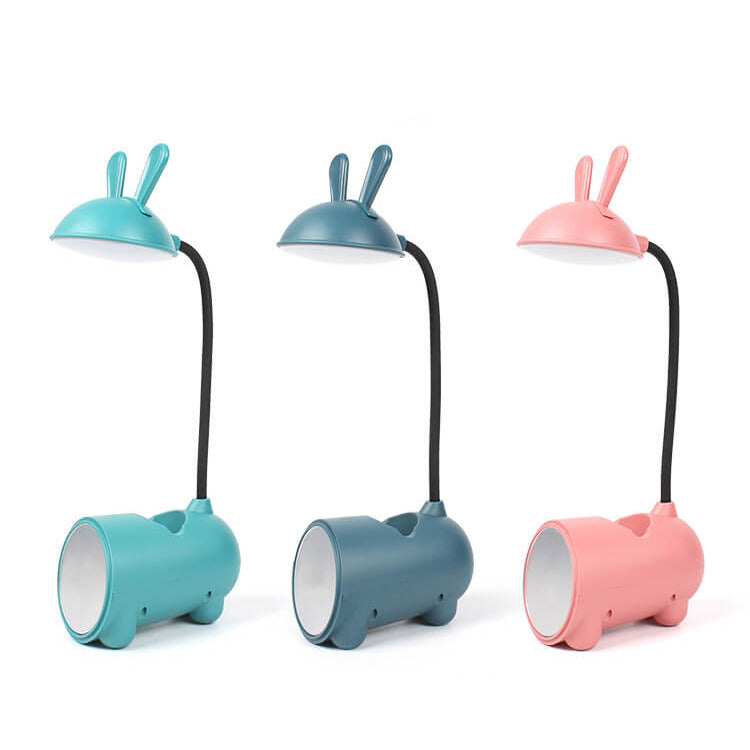 Sanfte BunnyGlow LED-Kinderzimmerlampe mit Stifthalter und augenschonendem, flimmerfreiem Licht.