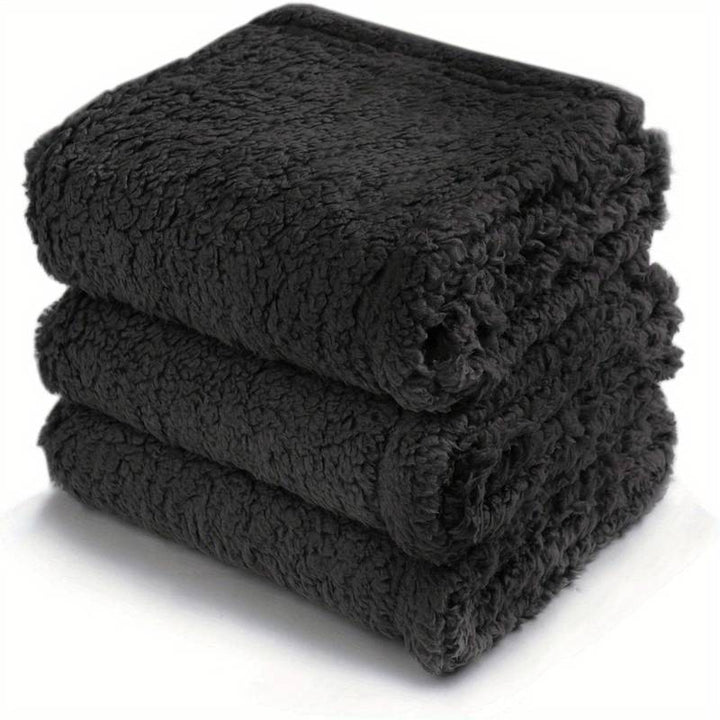 Premium Kuschelfleece Hundedecke, cremefarben, für Welpen & kleine Hunde; warm & pflegeleicht.