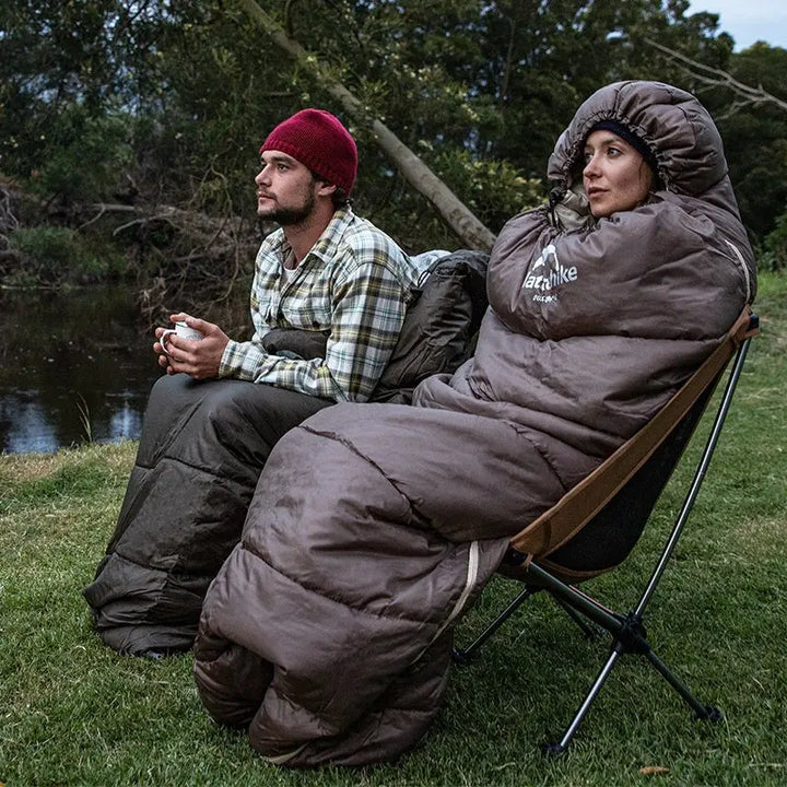 Grauer & grüner Mumienschlafsack für Herbst & Winter; warm, leicht & kompakt für Camping, Wandern, Reisen.