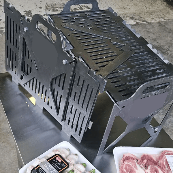 Vielseitiger GrillFix Compact Reisegrill. Faltbar, leicht & ideal als Balkon-, Camping- oder Picknickgrill.