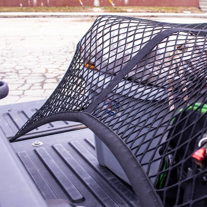 Vielseitiges Kofferraumnetz für Autos, perfekt zur Organisation & Sicherung kleinerer Ladung.