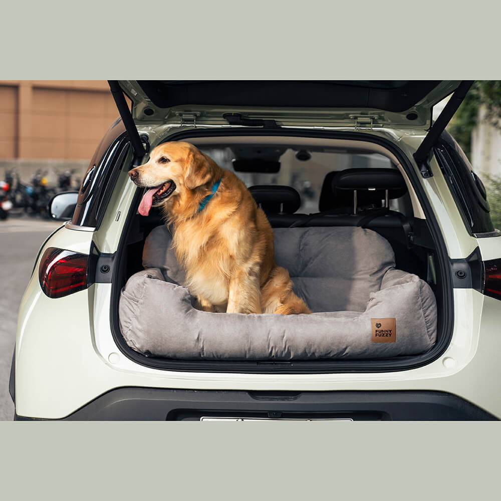 Premium Hundeautositz mit Tiersicherheitssystem. Gepolstert & mit verstellbaren Gurten.