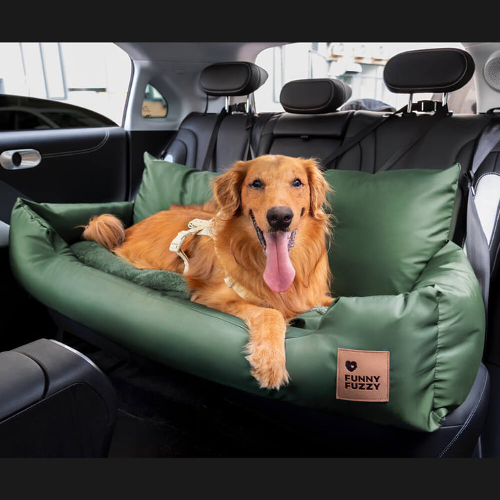 Sicherer & großer Hundeautositz mit Polsterung & Gurten. Autozubehör für stressfreie Hundereisen.