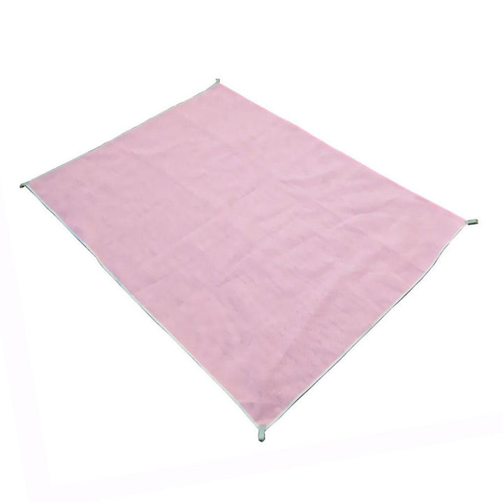 Sandfreies Outdoor-Strandtuch, ideal für unbeschwerte Strandtage und Picknicke im Sommer.