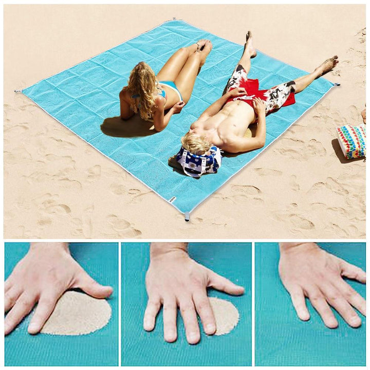 Komfortables, großes Sandfreies Strandtuch, garantiert Entspannung am Strand oder beim Picknick.