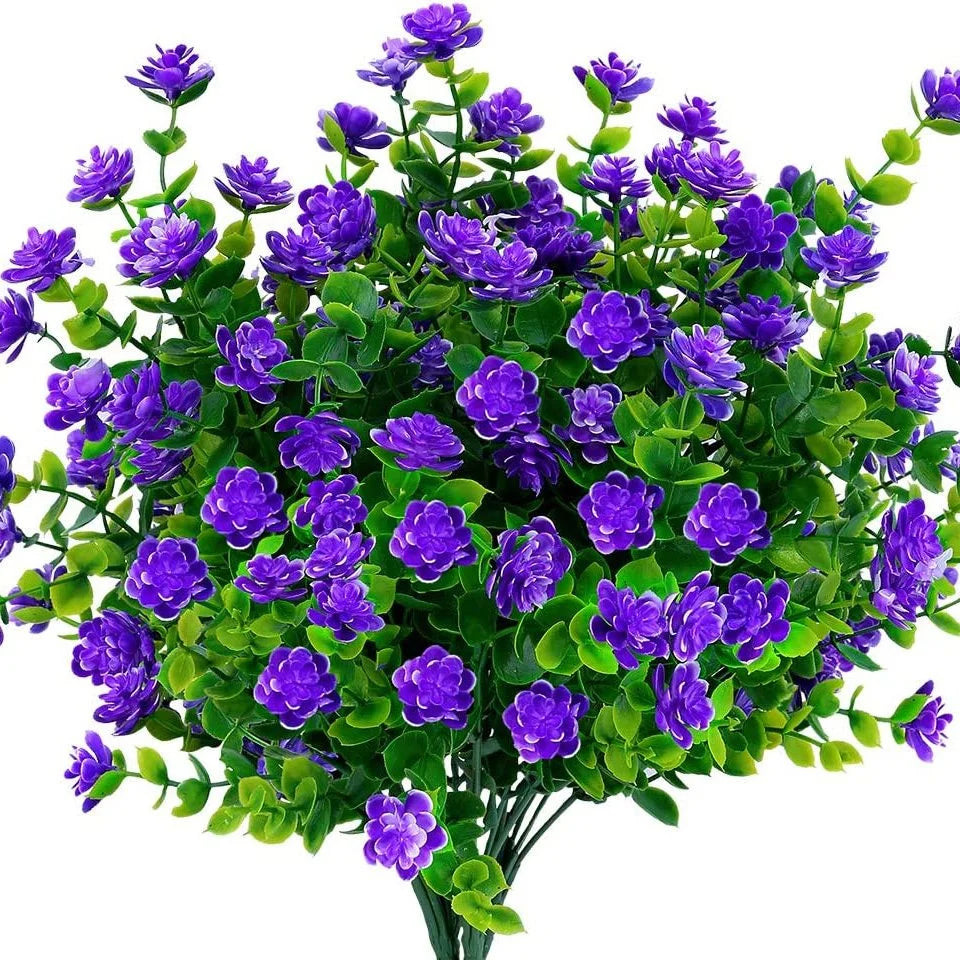 Hängende Kunstblumenarrangements für eine immergrüne, farbenfrohe Gartendeko. UV-beständig und absolut pflegeleicht.
