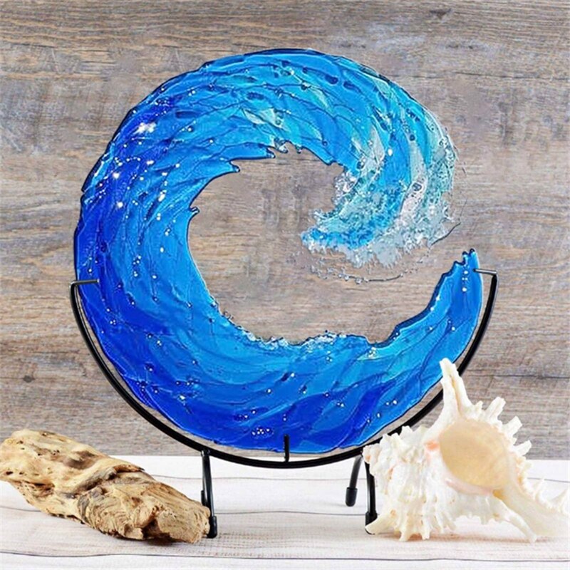 Elegantes Kunstwerk: Handgefertigte Glas-Wellen-Skulptur, inspiriert vom Meer, ideal als moderne Dekoration.