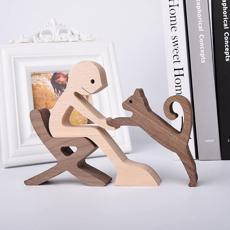 Nachhaltige Holz Tierfigur, handgeschnitzt, umweltfreundliche Dekoration.